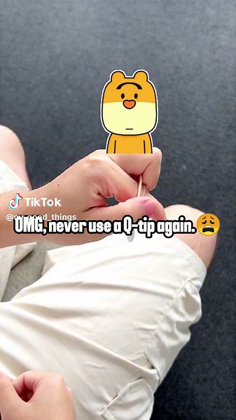 It’s It’s incredible that you can clearly see what’s inside your ear from your phone !👍🥰🤭#wax #earwax #ear #clean #cleaning #tips #earpicker #earwaxclean #visualearpicke #itchyears #itchy #usa