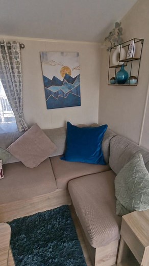 March 2nd to 6th Mon-Fri Term time 6th to 9th Fri-Mon 70s Festival (adult only) 9th to 13th Mon-Fri Showtime 13th to 16th Fri-Mon 2000 adult only break 16th to 20th Mon-Fri Showtime 20th to 23rd Mon Ibiza legends (adult only) 23rd to 27th Mon-Fri Showtime 27th to 30th Fri-Mon Shiiine (adult only)⁸ 30th to 3rd April Mon-Fri spring harvest - no butlins entertainment accommodation only Many more dates to follow. Message us directly to secure your date with only £50 | Butlins Skegness Caravan hire b