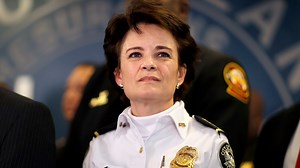 Louisville police chief to resign at end of year