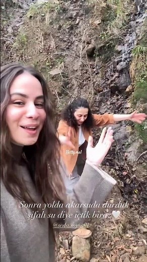 Taşacak Bu Deniz Genç Esme ve Emine Şifalı Su içti / Naz Sayıner ve Seda Soysal