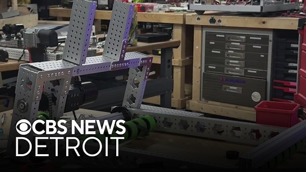 Detroit robotics students preparing for competition