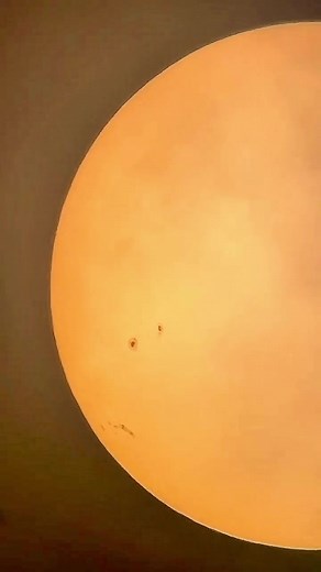 Visible sunspots during live stream 🌞 #sun #sunspots #activeregion #daddymac1115