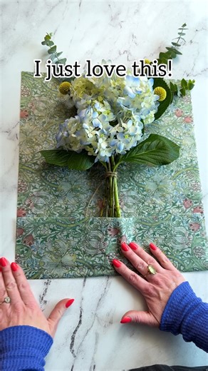 1.4M views · 6.5K reactions | Flower Wrapping Technique  Beautiful and easy bouquet wrapping technique! #bouquet #floraldesign #tissuepaper #bride #weddinginspo This original video was produced by Network Media, LLC and Jeff & Lauren Productions. | Creative Crafting | Facebook