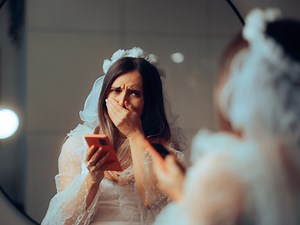 Uber driver brings bride to tears with heartbreaking story