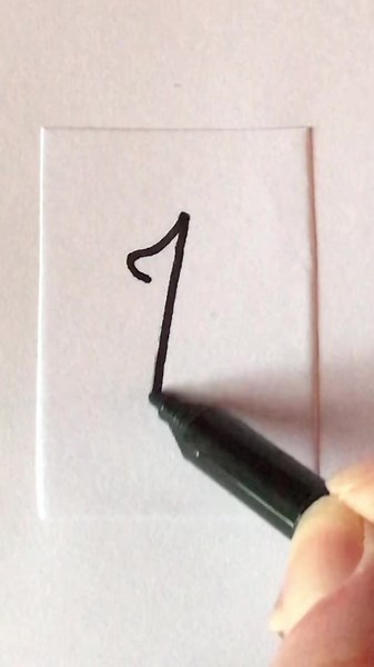 How to Draw Cursive Letter I with a Marker | Doodle Ideas