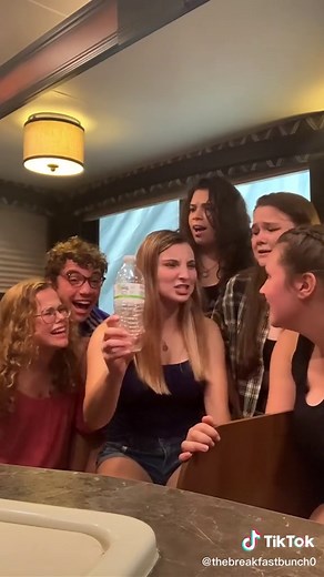 Part 6 of Survival of the hottest #victorious #fyp #nickelodeon #beachday