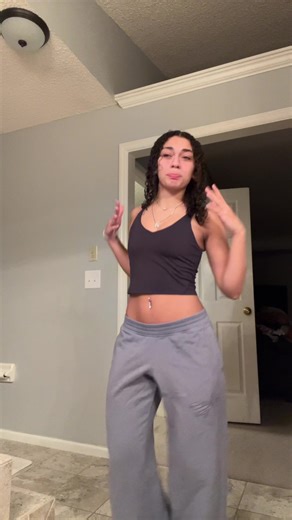 Aaliyah finally learning a new dance, I think yes. #newdance #hitthat