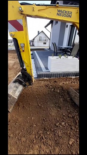 Cagpucero Metwork: Wacker Neuson Excavator Insights