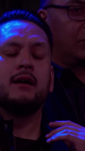 Unforgettable Sing-Along Moment at AGT