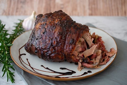 Slow Roasted Balsamic-Glazed Lamb Shoulder | Red Meat Recipes | Weber BBQ