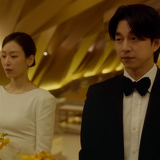 I guess some marriages really should come with manuals. The Trunk, starring Gong Yoo and Seo Hyun-jin, washes ashore on November 29 🧳 | Netflix