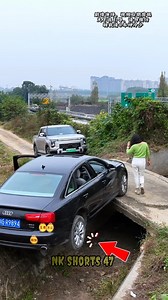 You must not have seen such a heavy driver till date. 😱 . . #heavydriver #crazytalent #drivingskills #unbelievablevideo #viralreels #wowmoment #trendingreels #amazingpeople #nkshorts47 #instagramreels #trendingsong #viralvideos #fbreelviral #fbreelvideo #tiktok #foryoupage #reelitfeelit❤️❤️ #reelkarofeelkaro❤️ #explore | Films Viral