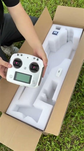 Bell206 RC Helicopter immersive lakeside unboxing 🤩#helicopter #rcflying #flywing #rcplane #unboxing