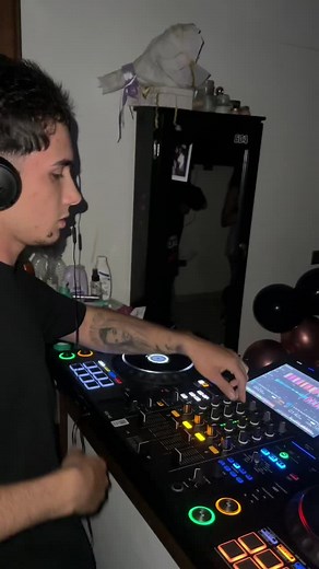 @EM BASS @DJ PICA @Santiago Lopez @Bairon 🪂 @José David Murillo @Acevedo DJ ⚡🕺🏼 @𝓜𝓪𝓻í𝓪 𝓟𝓪𝓾𝓵𝓲𝓷𝓪🧸💕 @DJ Juan Pelaez @@GUARACHA 🤪 @J E N N I F E R 🎀💫 @Jose Quintero6100 @Juan Garcia Dj @𝒙𝒊𝒎𝒆𝒏𝒂🧝🏻‍♀️ @@Jorge Marín Dj @𝙆 𝙀 𝙑 𝙄 𝙉 𝙌 𝙐 𝙄 𝙈 𝙕 @KlndestinosGroup @Miguel López @Milton Martinez @Nautica Guatape @NISSI STORE @S @T7AN MADRID @Yenifer cano @Yordy_05 @“El profe” Elite Store Dj @El Tío 🇧🇷🔥 #amalfi_house #vi #viralllllll #guaracha #eventos #paratiiiiiiiiiiiiii