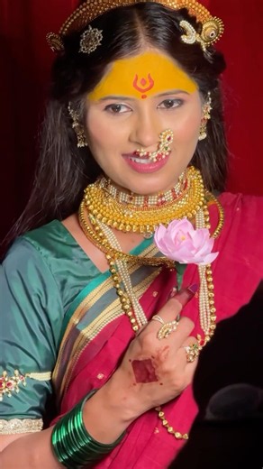 देवीला जेव्हा डाग दागिन्याने सजवतात 🌺🌸❤️ #welcom #love #marathisong #navratrispecial