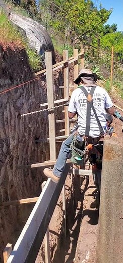 How Contractors Pour Concrete On Tight Hillside Properties