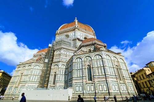 Firenze, maxi truffa da 30 milioni all’Opera di Santa Maria del Fiore: 9 arresti