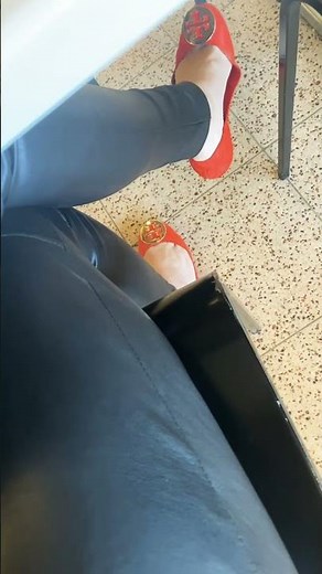 Dangling my Tory Burch reva ballet flats