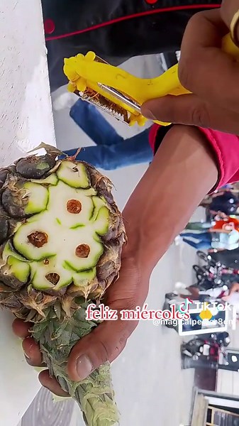 Versatile 8-in-1 Magical Peeler for Effortless Cooking