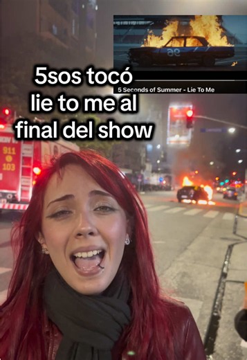 @5 Seconds of Summer dejen de romper autos, la vez pasada casi nos atropellan en la fila #5sos #5sostour #lukehemmings #michaelclifford #ashtonirwin @Ashton irwin @Luke Hemmings @Michael Clifford @Calum Hood