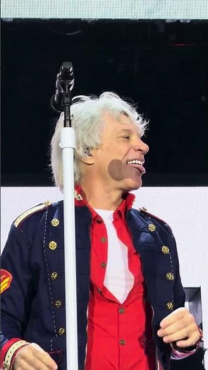 Bon Jovi performing “You Give Love a Bad Name” live in Edinburgh