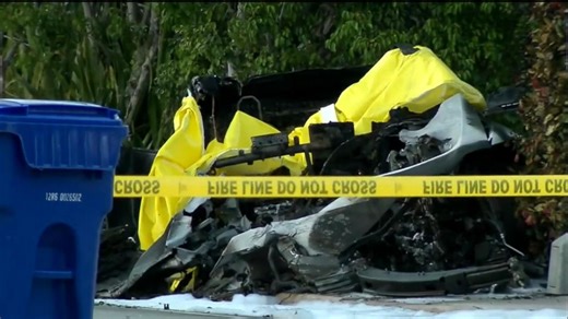 Tesla's electric car crash under investigation