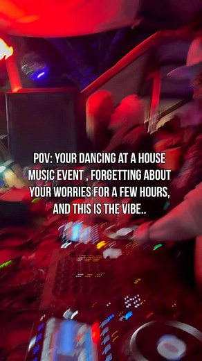 $10 House & Tech Pop Up with @dirtybirdrecords Giant and @slothacid boss man @sacharobotti 🔥😬🎉 Leave you worries at the door, enjoy an international DJ set for only $10 😬🥳🎉 Limited tickets available at this price, link in bio! 🙌🏽🎉 | Club Encore