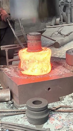 Inside the factory Watch Forging Factory Workers – Shaping Red-Hot Metal #process #forging #process