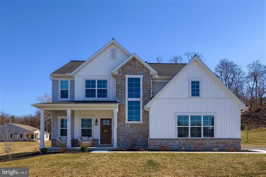 168 Forge Dr, Lebanon, PA 17042 - MLS PALN2025684 - Coldwell Banker