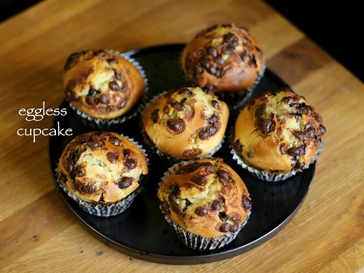 cupcakes recipe | eggless cupcakes recipe | vanilla cupcakes