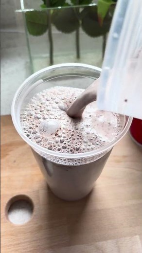 How to make the New McDonald’s Mini egg Frappe at Home #minieggs #frappé #mcdonalds