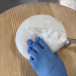 👍 or ❤ 😍 Incredible XXL Mozzarella Cheese - 10 lb 😍 🇮🇹 Sign up to IFM Newsletter & Get FREE our eCookBook 🇮🇹 https://italyfoodmagazine.com/newsletter.html Italy Food Magazine Group | Italy Food Magazine