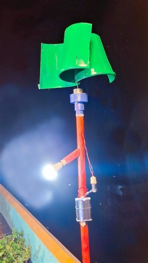 I turn a plastic bucket into simple electric Wind Turbine generator