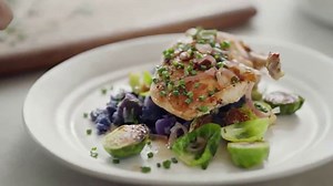 Blue Apron TV Spot, 'Family Meal: 40% Off'