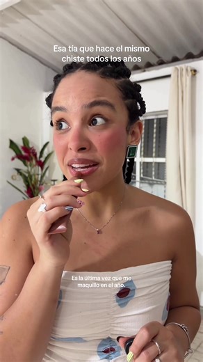 Virginia, la tía divertida del año nuevo