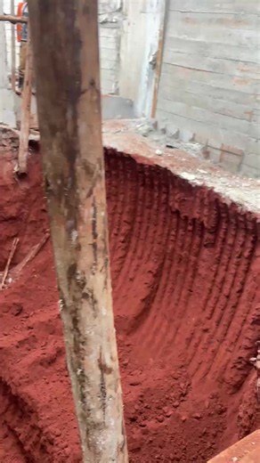 Basement Construction with Retaining Walls: Columns & Beams Guide