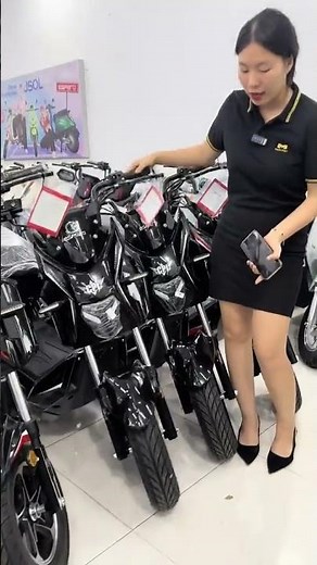 Tin vui cho các bạn nào yêu thích mẫu xe xmen cpi màu đen bạc
