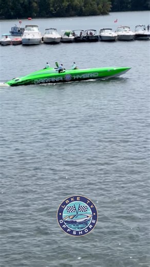 Victory Lap for Darana Hybrid after this record-setting 242 mph run Sunday at The LOTO Shootout 🏁🏆#lotoshootout #lakeoftheozarksshootout #daranahybrid #ihra #darrylcuttell #stevecurtis #mysticpowerboats #lotoshootout2025 #lakeoftheozarkswill #laketvoffshore #laketv #powerboat #speedboat #laketvshootoutruns #laketvshootout | William Holtz Lake TV