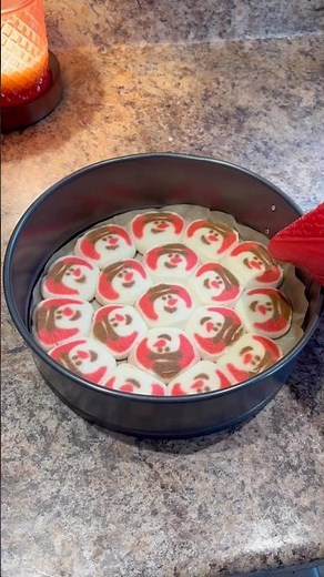 Pillsbury Sugar Cookie Cheesecake (No Bake!) 🎄 Easy Christmas Dessert Idea