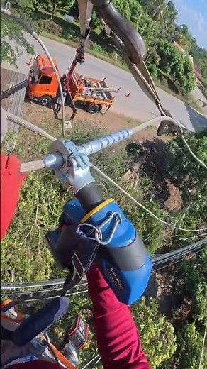 Satisfying Power Line Repair with a Hydraulic Crimper ⚡😳