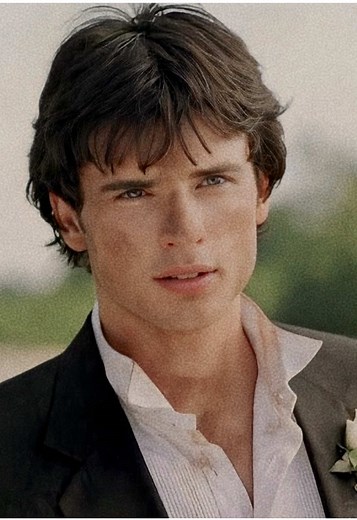 Celebrating Clark Kent: A Tribute to Tom Welling
