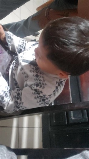 Dise el niño no molestes tio güero | Maria Isabel Castillo