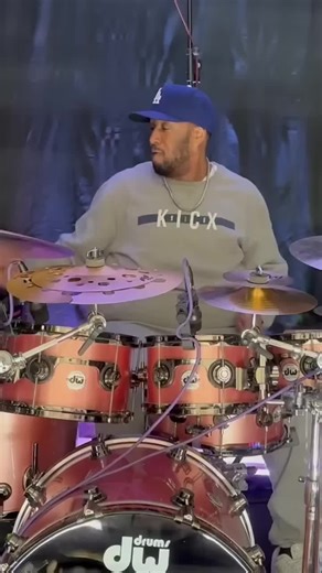 Eric Moore Warming up before recording. #ericmoore #drum #drummaster #fyp #drummer #performance