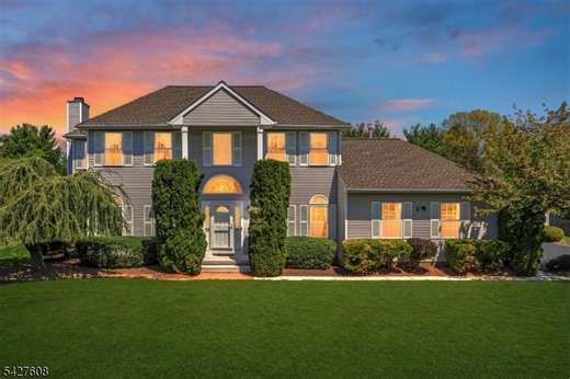 14 Zeller Dr, Franklin Township, NJ 08873 - MLS 4023901 - Coldwell Banker