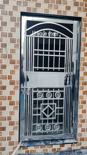 STEEL GATE MODERN DESIGN