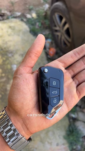 Cars N Mods on Instagram: "VW Mk 8 key fob . . . . .#polo #vento #rapid #ameo #skoda #vw"