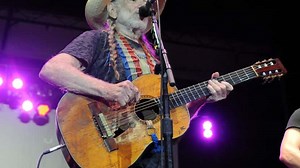 Willie Nelson’s 4th of July Picnic will move online, a first in its 47-year history