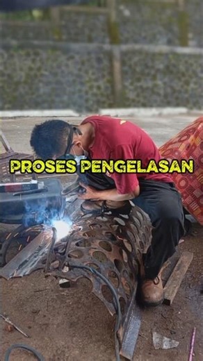 PENGELASAN SCREEN MESIN CACAH #welding #pengelasan #bengkel #workshop