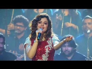 Palak Muchhal performance in Zee cine awards 2025 | Jhut bole kawa kate and Na chahu sona chandi