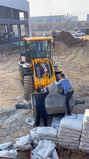 How a Tractor Loader Mixes Cement on Site | This Machine Mixes Cement Faster Than You Think